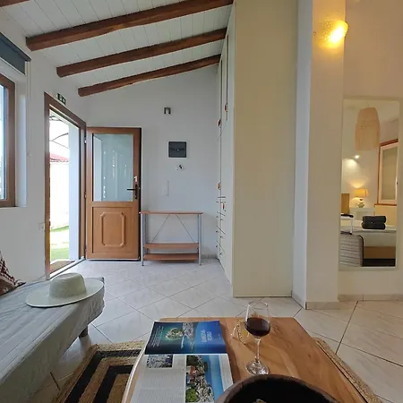 Del Sol مدينة سكياثوس