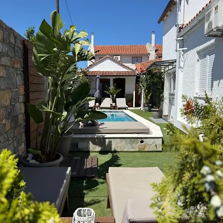 Del Sol Apartment