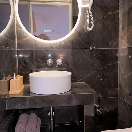 Del Sol * مدينة سكياثوس