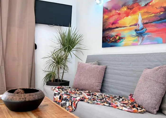 Del Sol * העיירה סקיאתוס